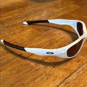 Oakley Minute 2.0 polarized sunglasses.